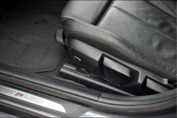 BMW 3 Serie Touring 320i M-Sport Edition | Camera | 19 Inch | 67.000 km!