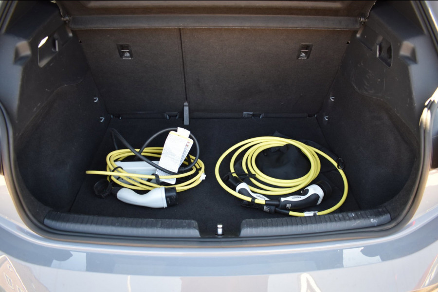 CUPRA Born Business One 62 kWh SOH 93.2% | STOELVERWARMING | CAMERA | NAP | APPLE CARPLAY | ANDROID AUTO