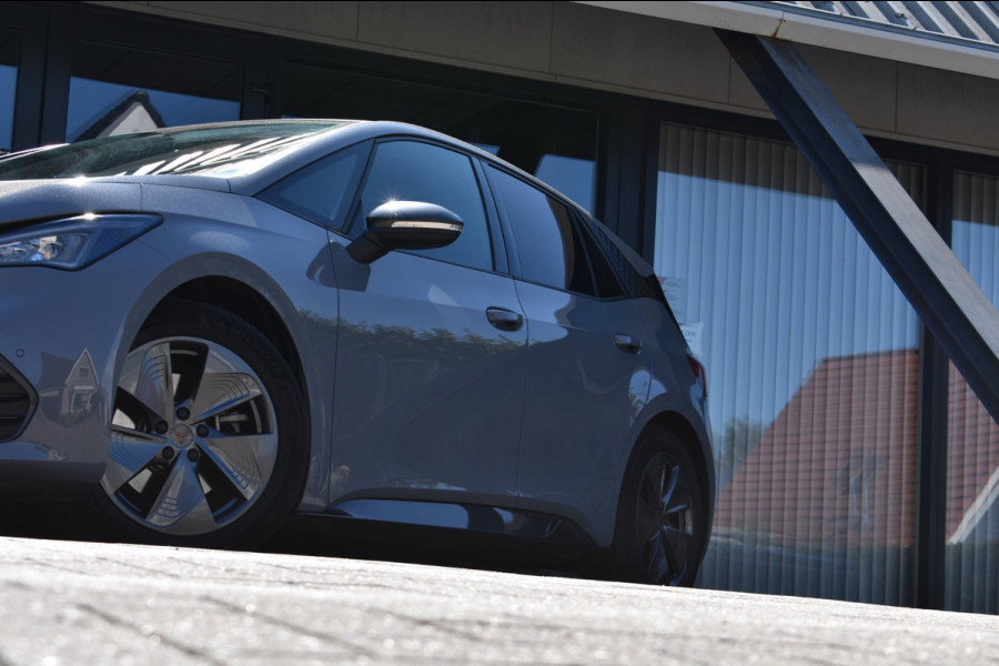 CUPRA Born Business One 62 kWh SOH 93.2% | STOELVERWARMING | CAMERA | NAP | APPLE CARPLAY | ANDROID AUTO