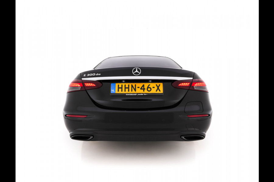 Mercedes-Benz E-Klasse 300 de Exclusive Line (Plug-in) {SoH-96%} (INCL.BTW) Aut. *LEATHER-FABRIC | FULL-LED | AMBIENTLIGHT | CAMERA | WIDESCREEN-DIGI-COCKPIT | NAVI-FULLMAP | HEATED-SPORTSEATS | PRIVACY-GLASS | SHIFTPADDLES | ECC | PDC | CRUISE | 19''ALU*