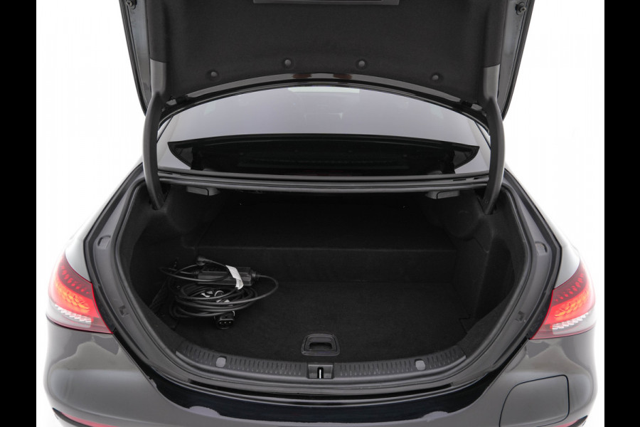Mercedes-Benz E-Klasse 300 de Exclusive Line (Plug-in) {SoH-96%} (INCL.BTW) Aut. *LEATHER-FABRIC | FULL-LED | AMBIENTLIGHT | CAMERA | WIDESCREEN-DIGI-COCKPIT | NAVI-FULLMAP | HEATED-SPORTSEATS | PRIVACY-GLASS | SHIFTPADDLES | ECC | PDC | CRUISE | 19''ALU*