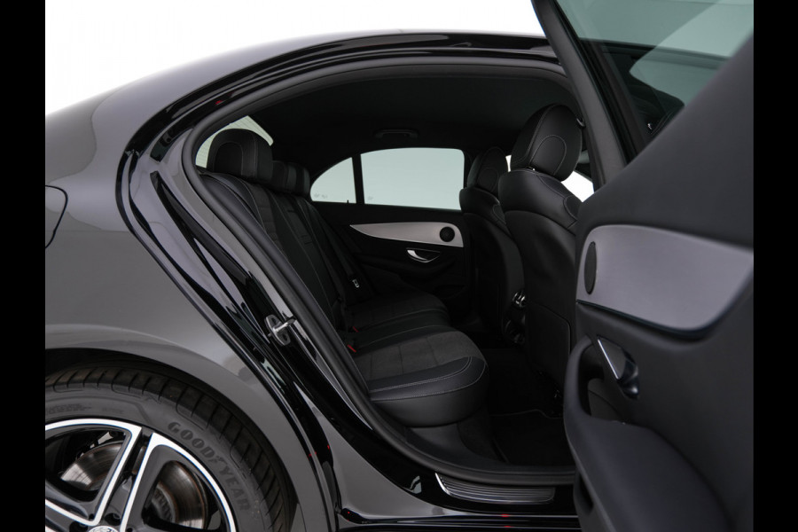 Mercedes-Benz E-Klasse 300 de Exclusive Line (Plug-in) {SoH-96%} (INCL.BTW) Aut. *LEATHER-FABRIC | FULL-LED | AMBIENTLIGHT | CAMERA | WIDESCREEN-DIGI-COCKPIT | NAVI-FULLMAP | HEATED-SPORTSEATS | PRIVACY-GLASS | SHIFTPADDLES | ECC | PDC | CRUISE | 19''ALU*