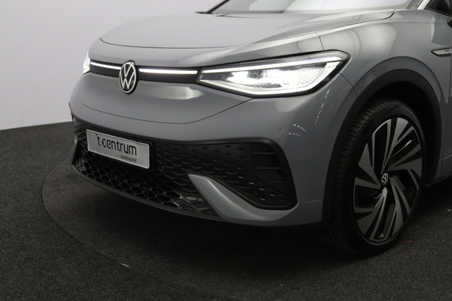 Volkswagen ID.5 Pro 77 kWh 204 PK, SOH 96 %, Panoramadak, Trekhaak, Memory, Massage, Carplay, Winterpakket, 360 Camera