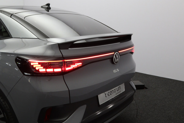 Volkswagen ID.5 Pro 77 kWh 204 PK, SOH 96 %, Panoramadak, Trekhaak, Memory, Massage, Carplay, Winterpakket, 360 Camera