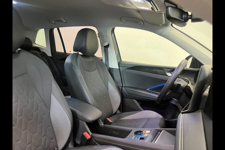Volkswagen Tiguan 1.5 eTSI Life Edition Airco ECC Navi Carplay Trekhaak PDC +360 Camera 18" LM Velgen IQ-LED Matrix