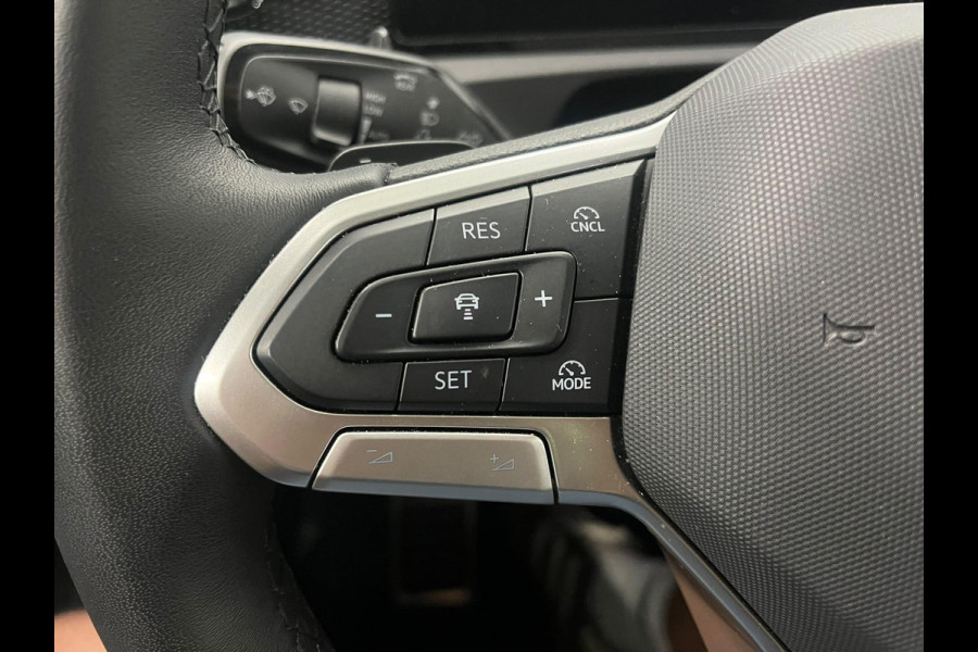 Volkswagen Tiguan 1.5 eTSI Life Edition Airco ECC Navi Carplay Trekhaak PDC +360 Camera 18" LM Velgen IQ-LED Matrix