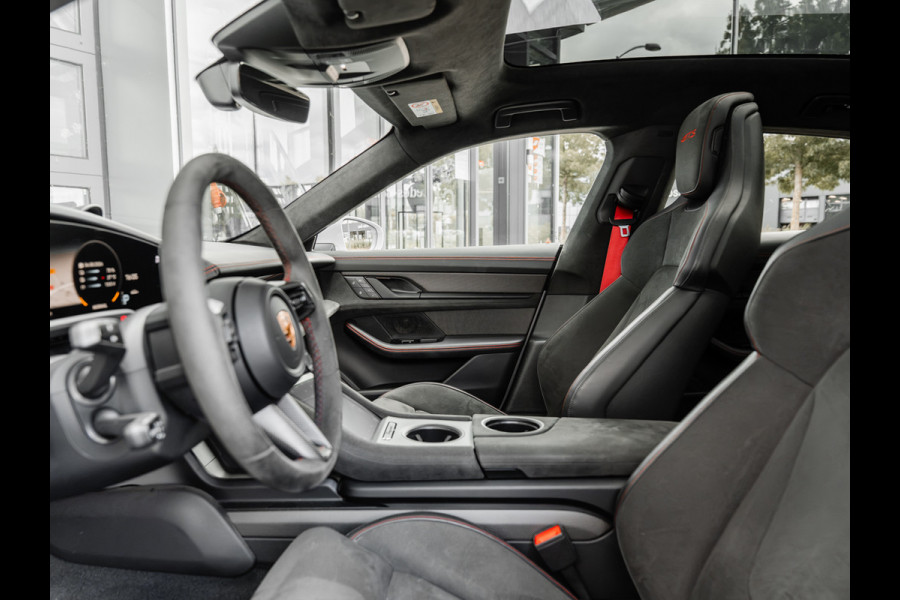 Porsche Taycan Sport Turismo GTS | PANORAMA | SPORT CHRONO | ALCANTARA | BTW