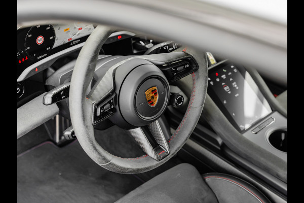 Porsche Taycan Sport Turismo GTS | PANORAMA | SPORT CHRONO | ALCANTARA | BTW