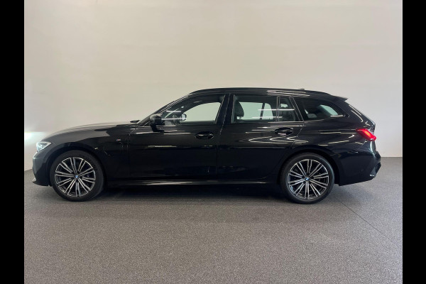 BMW 3 Serie Touring 330e High Executive M-Sport Surround View Camera Adaptieve Cruise Control M Sportremsysteem Parkeersensoren Stuur + stoel verwarming Navigatie Led Keyless Apple Carplay/ Android Auto