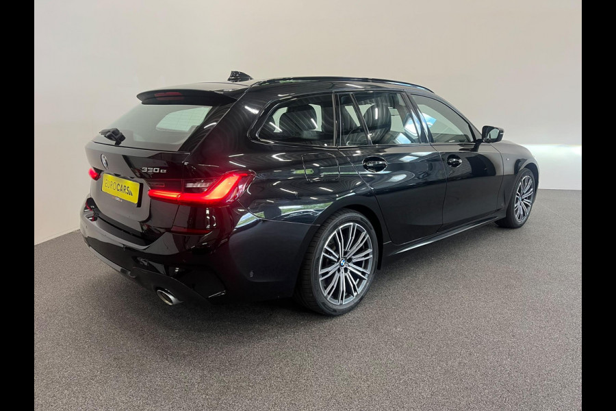 BMW 3 Serie Touring 330e High Executive M-Sport Surround View Camera Adaptieve Cruise Control M Sportremsysteem Parkeersensoren Stuur + stoel verwarming Navigatie Led Keyless Apple Carplay/ Android Auto