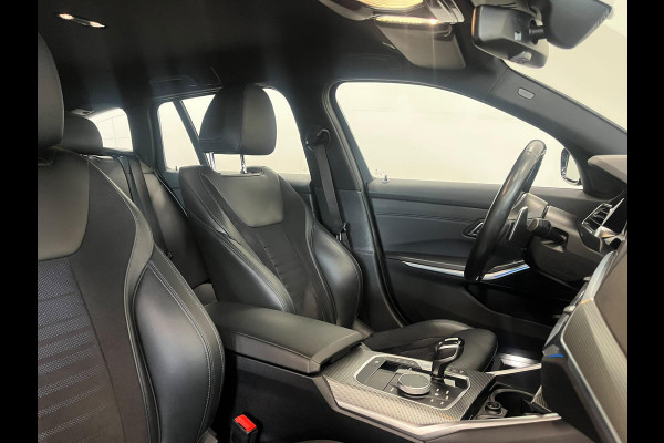 BMW 3 Serie Touring 330e High Executive M-Sport Surround View Camera Adaptieve Cruise Control M Sportremsysteem Parkeersensoren Stuur + stoel verwarming Navigatie Led Keyless Apple Carplay/ Android Auto