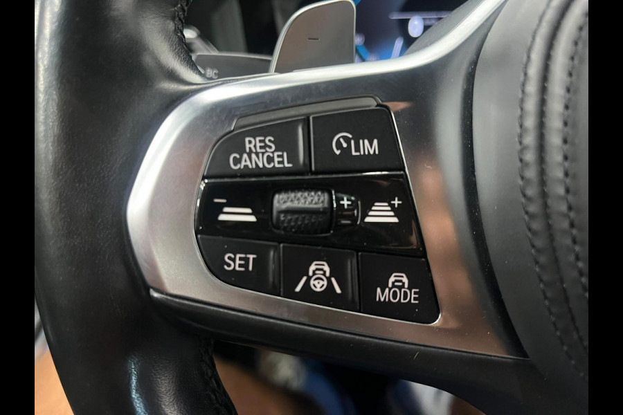 BMW 3 Serie Touring 330e High Executive M-Sport Surround View Camera Adaptieve Cruise Control M Sportremsysteem Parkeersensoren Stuur + stoel verwarming Navigatie Led Keyless Apple Carplay/ Android Auto