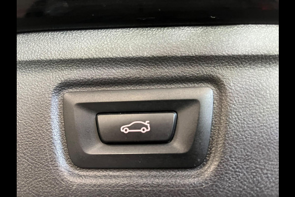 BMW 3 Serie Touring 330e High Executive M-Sport Surround View Camera Adaptieve Cruise Control M Sportremsysteem Parkeersensoren Stuur + stoel verwarming Navigatie Led Keyless Apple Carplay/ Android Auto