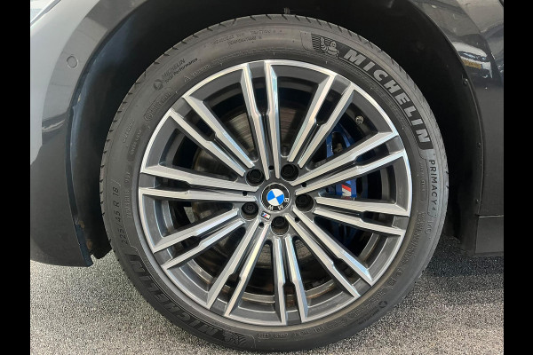 BMW 3 Serie Touring 330e High Executive M-Sport Surround View Camera Adaptieve Cruise Control M Sportremsysteem Parkeersensoren Stuur + stoel verwarming Navigatie Led Keyless Apple Carplay/ Android Auto