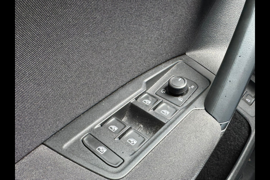 Volkswagen Tiguan TSI 245PK HYBRIDE DSG LIFE TREKHAAK/VIRTUAL/NAVI/ELEKTR.KLEP