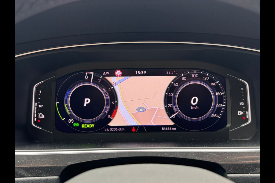 Volkswagen Tiguan TSI 245PK HYBRIDE DSG LIFE TREKHAAK/VIRTUAL/NAVI/ELEKTR.KLEP