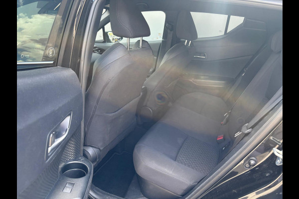 Toyota C-HR 2.0i 184PK Hybrid Dynamic Trekhaak/Navigatie/Camera/Adapt.-cruise/Stoel-stuurverwarming