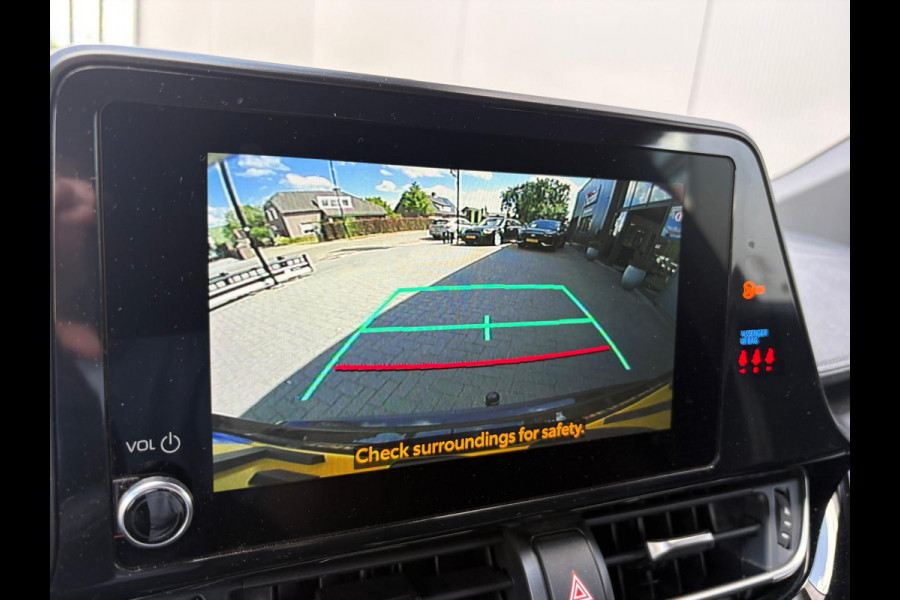 Toyota C-HR 2.0i 184PK Hybrid Dynamic Trekhaak/Navigatie/Camera/Adapt.-cruise/Stoel-stuurverwarming
