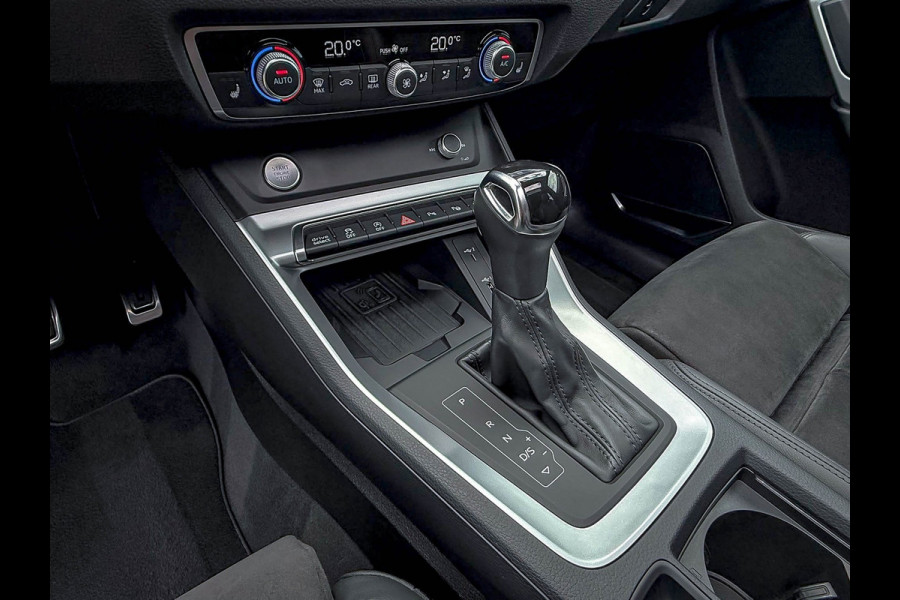 Audi Q3 Sportback 35TFSI 150pk S-Tronic Competition S Edition S-Line Pano|Leder/Alcantara|B&O|Matrix|ACC|Black|Trekh|Ambiance|RSQ3