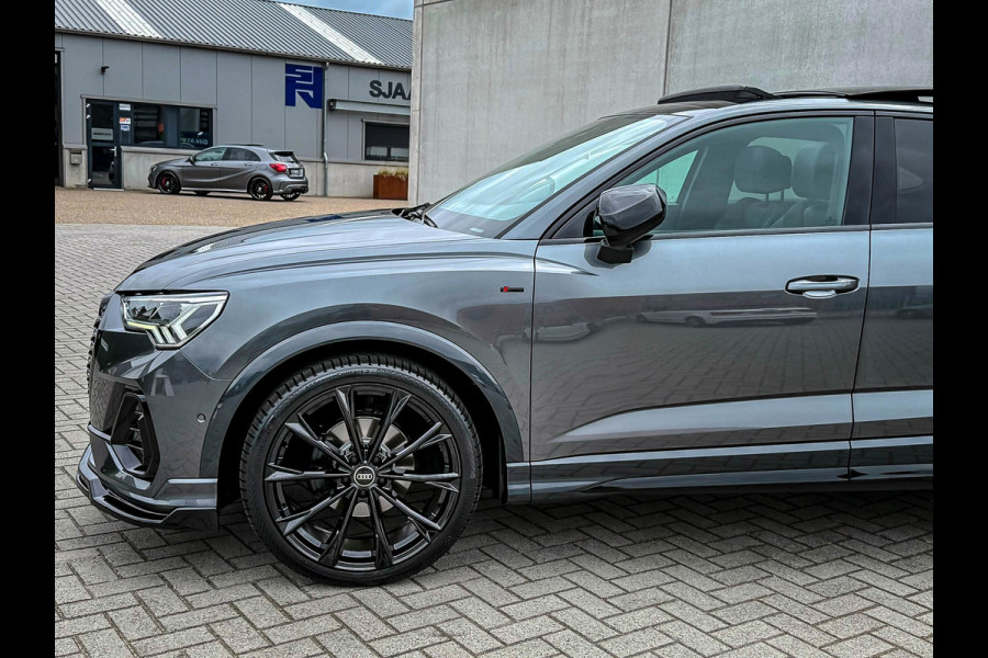 Audi Q3 Sportback 35TFSI 150pk S-Tronic Competition S Edition S-Line Pano|Leder/Alcantara|B&O|Matrix|ACC|Black|Trekh|Ambiance|RSQ3