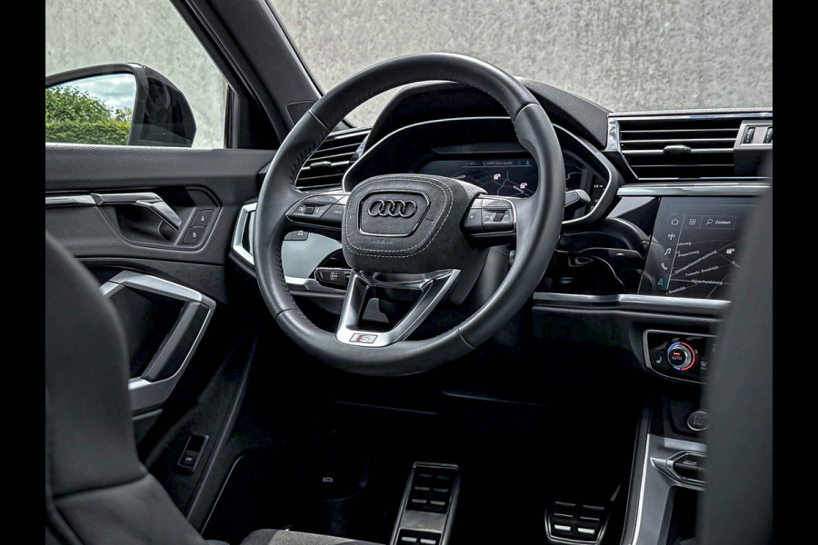 Audi Q3 Sportback 35TFSI 150pk S-Tronic Competition S Edition S-Line Pano|Leder/Alcantara|B&O|Matrix|ACC|Black|Trekh|Ambiance|RSQ3