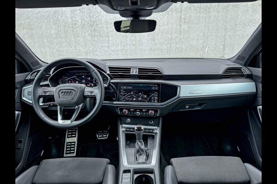 Audi Q3 Sportback 35TFSI 150pk S-Tronic Competition S Edition S-Line Pano|Leder/Alcantara|B&O|Matrix|ACC|Black|Trekh|Ambiance|RSQ3