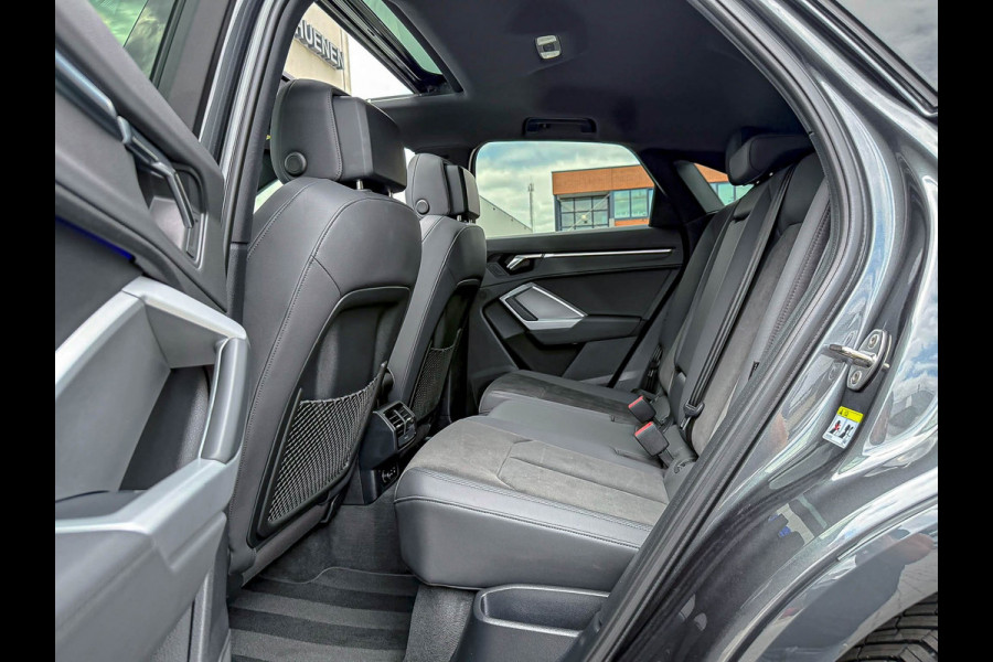 Audi Q3 Sportback 35TFSI 150pk S-Tronic Competition S Edition S-Line Pano|Leder/Alcantara|B&O|Matrix|ACC|Black|Trekh|Ambiance|RSQ3