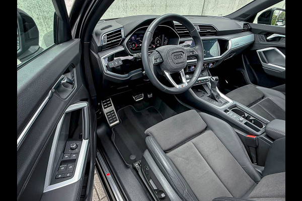 Audi Q3 Sportback 35TFSI 150pk S-Tronic Competition S Edition S-Line Pano|Leder/Alcantara|B&O|Matrix|ACC|Black|Trekh|Ambiance|RSQ3