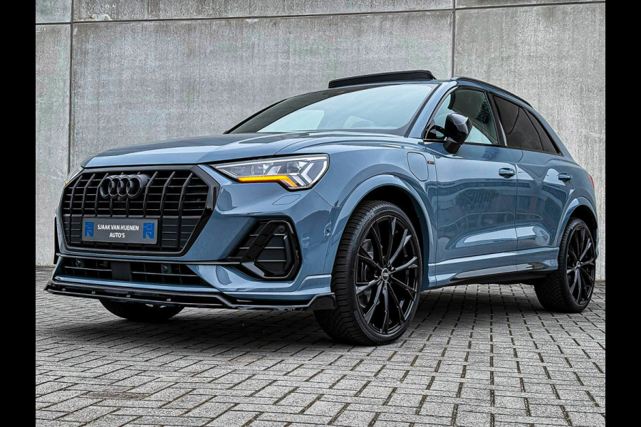 Audi Q3 45TFSI e 245pk S-Tronic Competition S Edition S-Line 1é Eig Audi Exclusive|Pano|Ambiance+|ACC|Black|360°|HD Matrix 3D|RSQ3