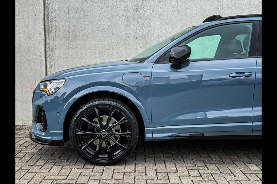 Audi Q3 45TFSI e 245pk S-Tronic Competition S Edition S-Line 1é Eig Audi Exclusive|Pano|Ambiance+|ACC|Black|360°|HD Matrix 3D|RSQ3