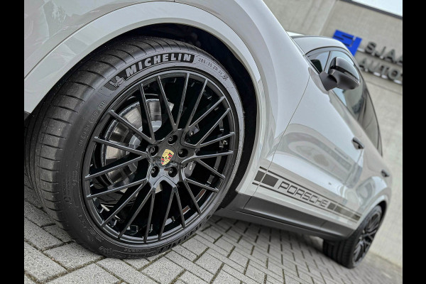 Porsche Cayenne Coupé 3.0 E 462PK V6 SportDesign GTS Krijt/Kreide|Pano|HUD|Luchtv.|4-Wiel besturing|360°|ACC|Kuipstoelen|Bose|22''