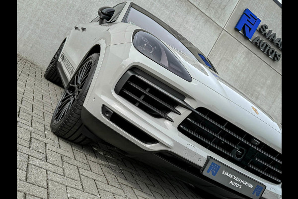 Porsche Cayenne Coupé 3.0 E 462PK V6 SportDesign GTS Krijt/Kreide|Pano|HUD|Luchtv.|4-Wiel besturing|360°|ACC|Kuipstoelen|Bose|22''