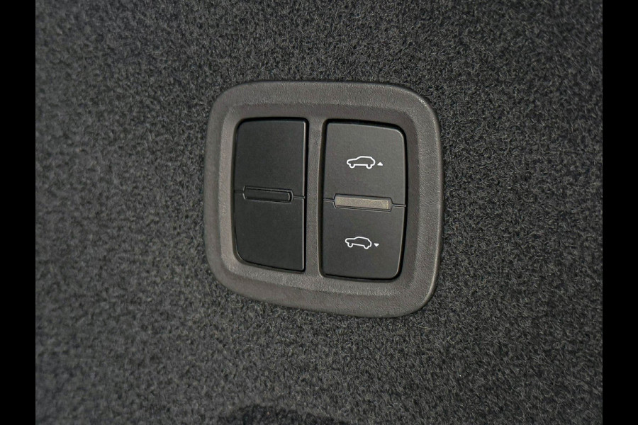 Porsche Cayenne Coupé 3.0 E 462PK V6 SportDesign GTS Krijt/Kreide|Pano|HUD|Luchtv.|4-Wiel besturing|360°|ACC|Kuipstoelen|Bose|22''