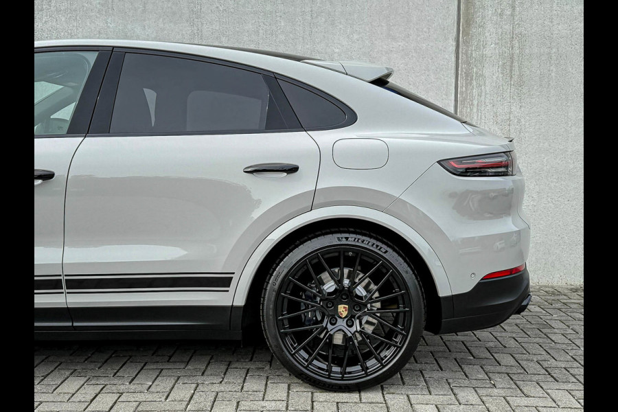 Porsche Cayenne Coupé 3.0 E 462PK V6 SportDesign GTS Krijt/Kreide|Pano|HUD|Luchtv.|4-Wiel besturing|360°|ACC|Kuipstoelen|Bose|22''