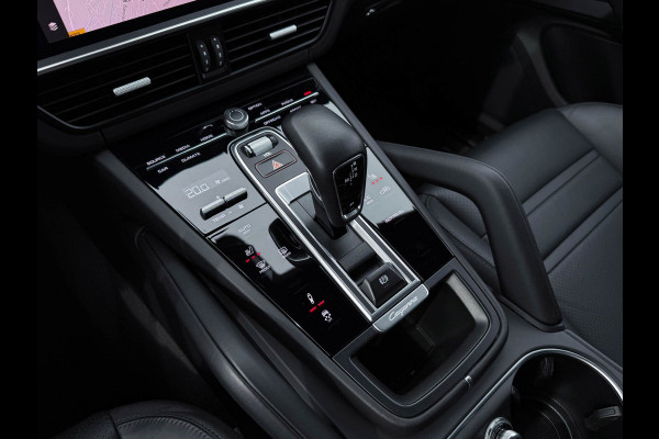 Porsche Cayenne Coupé 3.0 E 462PK V6 SportDesign GTS Krijt/Kreide|Pano|HUD|Luchtv.|4-Wiel besturing|360°|ACC|Kuipstoelen|Bose|22''