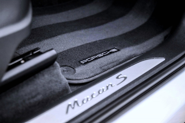 Porsche Macan 3.0 S 354pk V6 PDK SportDesign GTS NIEUW MODEL! Panoramadak|LED|Luchtv.|Leer/Alcantara|Black|SportChrono|BOSE|21Inch