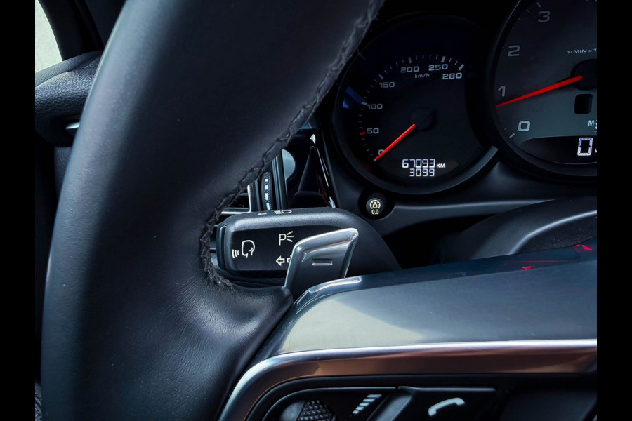 Porsche Macan 3.0 S 354pk V6 PDK SportDesign GTS NIEUW MODEL! Panoramadak|LED|Luchtv.|Leer/Alcantara|Black|SportChrono|BOSE|21Inch