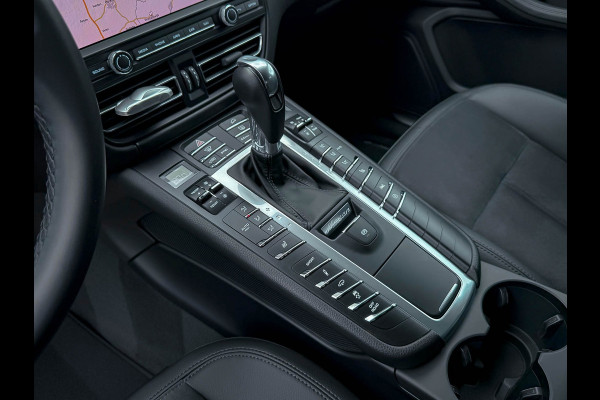 Porsche Macan 3.0 S 354pk V6 PDK SportDesign GTS NIEUW MODEL! Panoramadak|LED|Luchtv.|Leer/Alcantara|Black|SportChrono|BOSE|21Inch