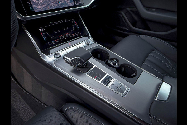 Audi A6 Avant 55TFSI e 367pk Quattro Competition S Edition S-Line Pano|HUD|Leder+Memory|Massage+Ventilatie|Matrix|360°|Trekhaak|S6