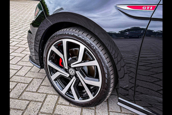 Volkswagen Polo 2.0TSI GTI DSG 200pk 1é Eig|Origineel NL|Panorama dak|LED|Virtual|ACC|GTI Sportstoelen|Keyless|Beats|Carbon|18Inch