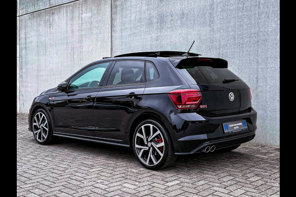 Volkswagen Polo 2.0TSI GTI DSG 200pk 1é Eig|Origineel NL|Panorama dak|LED|Virtual|ACC|GTI Sportstoelen|Keyless|Beats|Carbon|18Inch