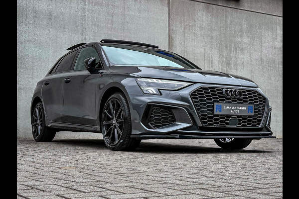 Audi A3 Sportback 40TFSI e 204pk S-Tronic Competition S Edition S-Line Pano|Kuipstoelen+Massage&Memory|Qi|Matrix|ACC|Camera|B&O|S3