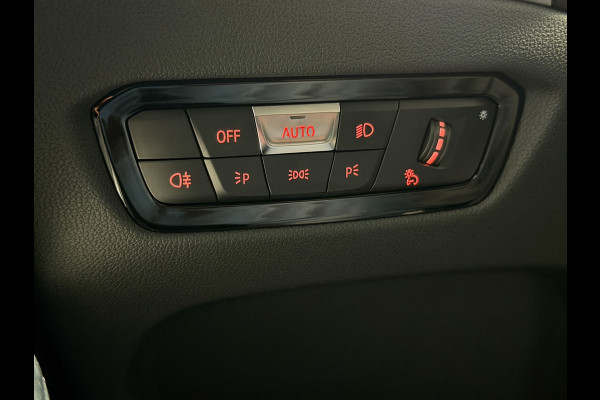 BMW 3-serie 330e|M-Sport|360|HUD|Memory|Keyless|ACC|EL.A.Klep