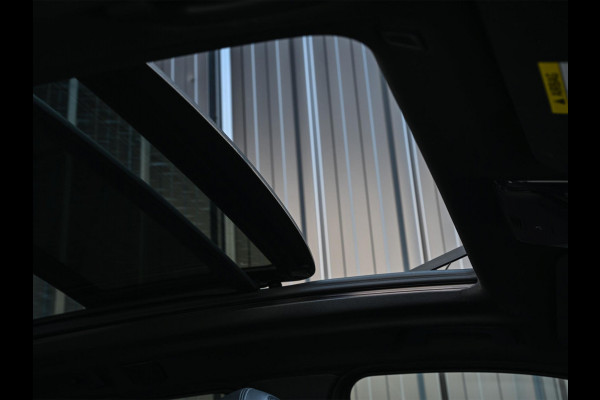 BMW X3 sDrive20i High Executive | Panoramadak | NL-Auto | HiFi | Achteruitrijcamera | Leder | Stoelverwarming