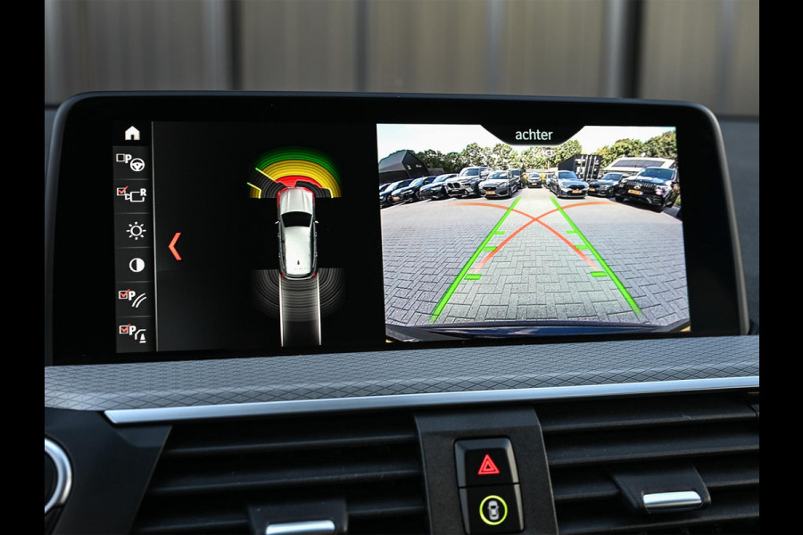 BMW X3 sDrive20i High Executive | Panoramadak | NL-Auto | HiFi | Achteruitrijcamera | Leder | Stoelverwarming