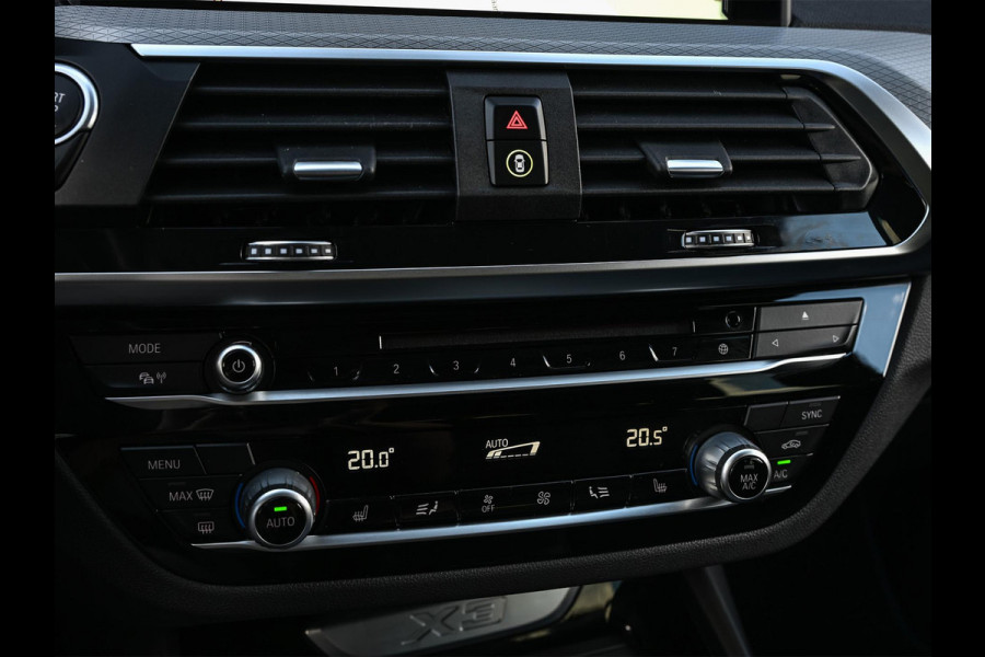 BMW X3 sDrive20i High Executive | Panoramadak | NL-Auto | HiFi | Achteruitrijcamera | Leder | Stoelverwarming