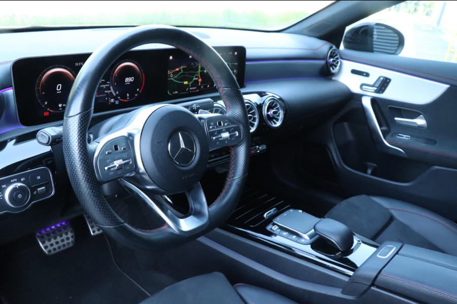 Mercedes-Benz CLA-Klasse 200 AMG |PANO|SFEERVERLICHTING|MEMORY|CAMERA|SFEER!