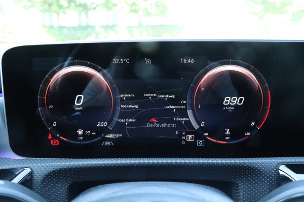 Mercedes-Benz CLA-Klasse 200 AMG |PANO|SFEERVERLICHTING|MEMORY|CAMERA|SFEER!