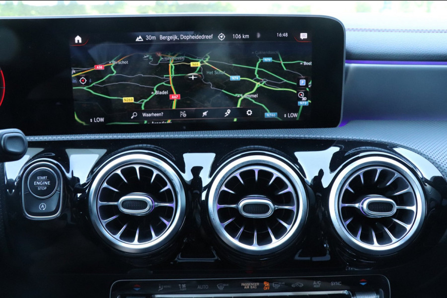 Mercedes-Benz CLA-Klasse 200 AMG |PANO|SFEERVERLICHTING|MEMORY|CAMERA|SFEER!