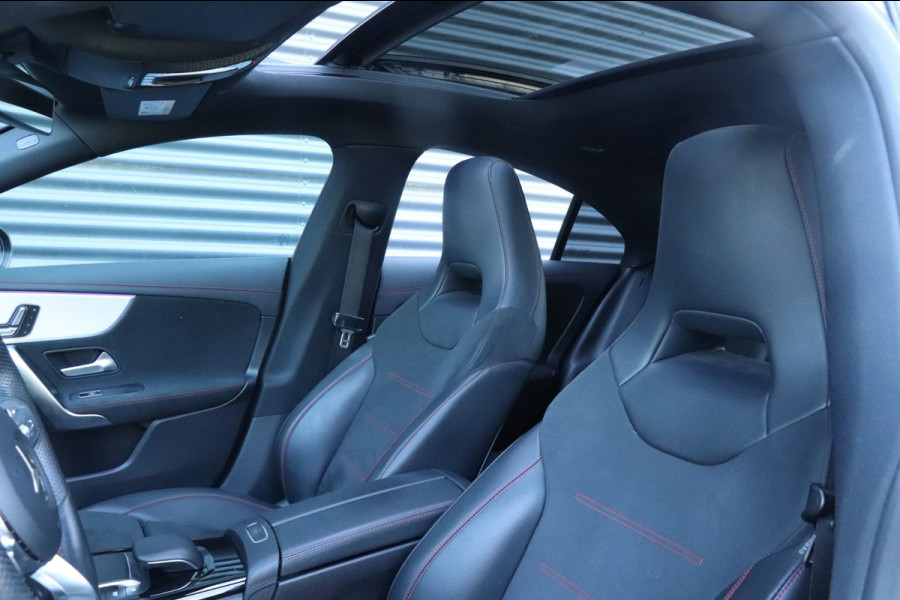 Mercedes-Benz CLA-Klasse 200 AMG |PANO|SFEERVERLICHTING|MEMORY|CAMERA|SFEER!
